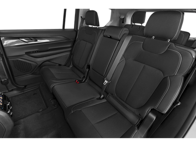 2024 Jeep Grand Cherokee L Laredo 4x2