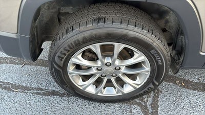 2019 Jeep Cherokee Latitude Plus FWD
