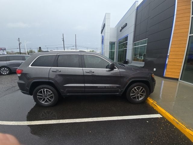 2020 Jeep Grand Cherokee Laredo E