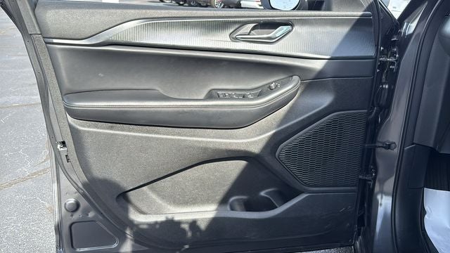 2025 Jeep Grand Cherokee Laredo X 4x4