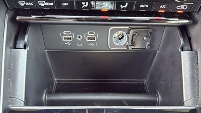 2025 Jeep Grand Cherokee Laredo X 4x4