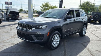 2025 Jeep Grand Cherokee Laredo X 4x4