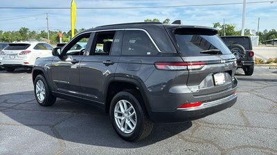 2025 Jeep Grand Cherokee Laredo X 4x4