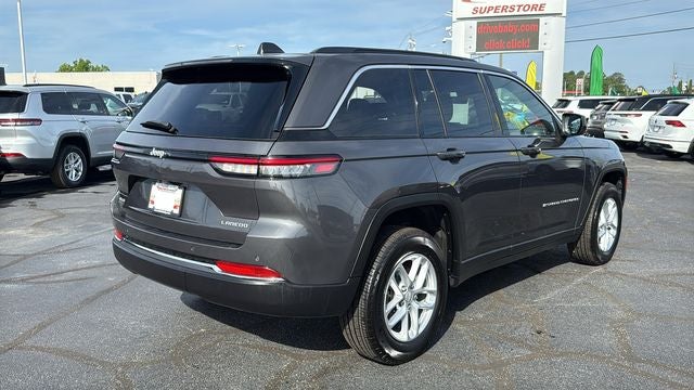 2025 Jeep Grand Cherokee Laredo X 4x4