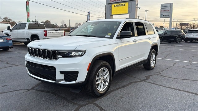 2025 Jeep Grand Cherokee L Laredo 4x2