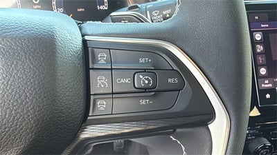 2025 Jeep Grand Cherokee L Laredo 4x4