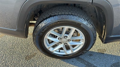 2021 Jeep Grand Cherokee L Laredo 4x4