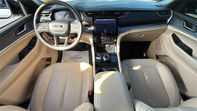 2025 Jeep Grand Cherokee L Limited 4x4