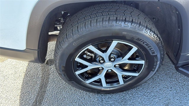 2025 Jeep Grand Cherokee L Limited 4x4