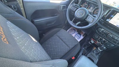 2025 Jeep Gladiator Mojave 4x4