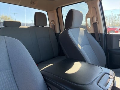 2024 RAM 1500 Classic SLT Quad Cab 4x2 6'4' Box