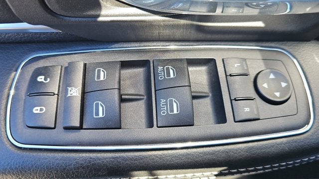 2023 RAM 1500 Classic Warlock Quad Cab 4x2 6'4' Box