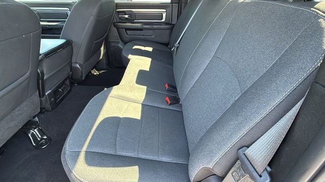 2024 RAM 1500 Classic Warlock Crew Cab 4x2 5'7' Box