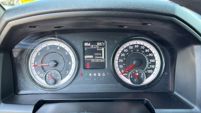 2024 RAM 1500 Classic Warlock Crew Cab 4x2 5'7' Box