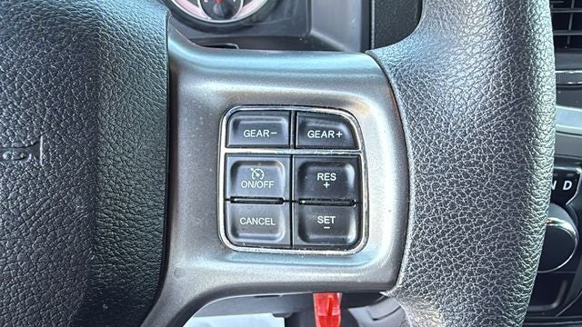2024 RAM 1500 Classic Warlock Crew Cab 4x2 5'7' Box