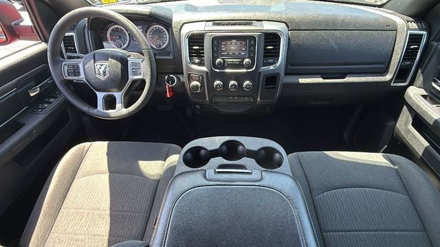 2024 RAM 1500 Classic Warlock Crew Cab 4x2 5'7' Box