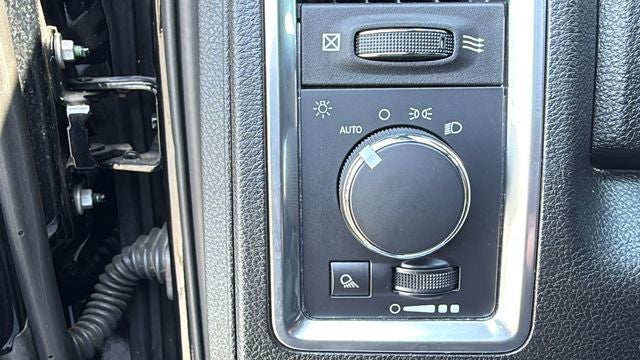 2024 RAM 1500 Classic Warlock Crew Cab 4x2 5'7' Box
