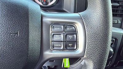 2024 RAM 1500 Classic Warlock Crew Cab 4x2 5'7' Box