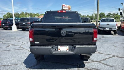 2024 RAM 1500 Classic Warlock Crew Cab 4x2 5'7' Box