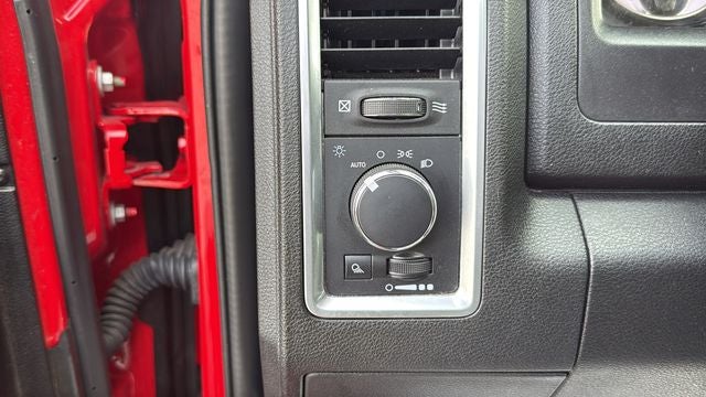 2024 RAM 1500 Classic SLT Quad Cab 4x4 6'4' Box