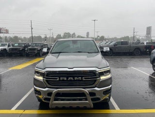 2020 RAM 1500 Laramie Crew Cab 4x2 5'7' Box