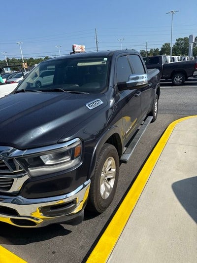 2020 RAM 1500 Laramie Crew Cab 4x2 5'7' Box