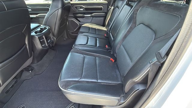 2024 RAM 1500 Laramie Crew Cab 4x2 5'7' Box