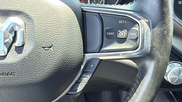 2024 RAM 1500 Laramie Crew Cab 4x2 5'7' Box