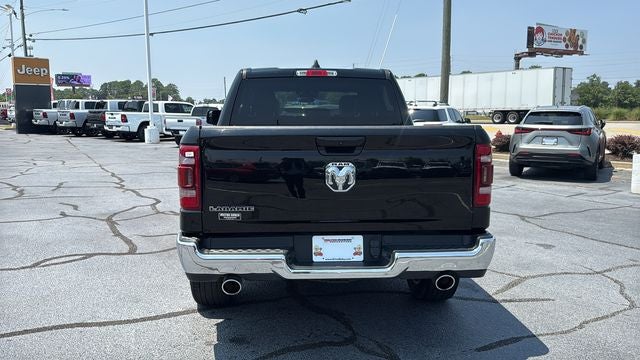 2024 RAM 1500 Laramie Crew Cab 4x2 5'7' Box