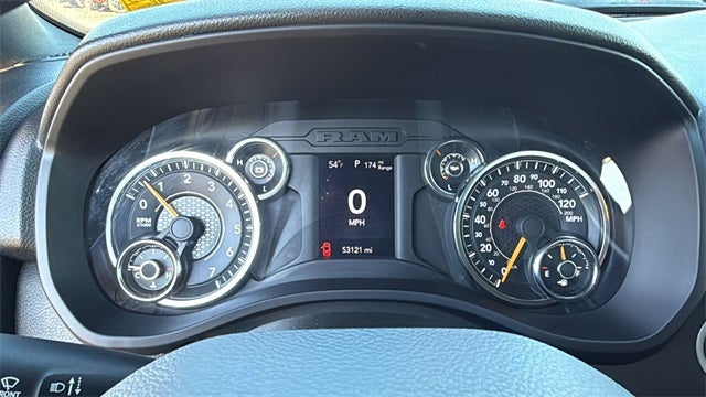 2022 RAM 1500 Big Horn Crew Cab 4x4 5'7' Box