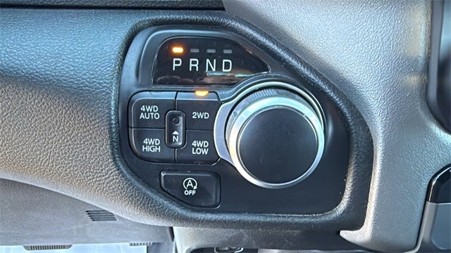 2022 RAM 1500 Big Horn Crew Cab 4x4 5'7' Box