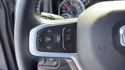 2023 RAM 1500 Big Horn Crew Cab 4x4 5'7' Box