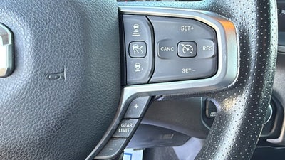 2025 RAM 1500 Tradesman Crew Cab 4x4 5'7' Box