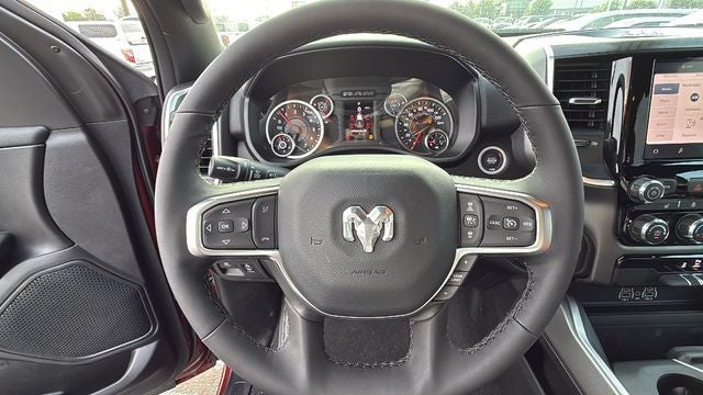 2025 RAM 1500 Big Horn Crew Cab 4x4 5'7' Box