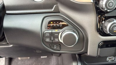 2025 RAM 1500 Big Horn Crew Cab 4x4 5'7' Box