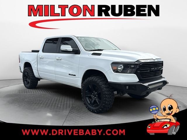 2020 RAM 1500 Big Horn Crew Cab 4x4 5'7' Box