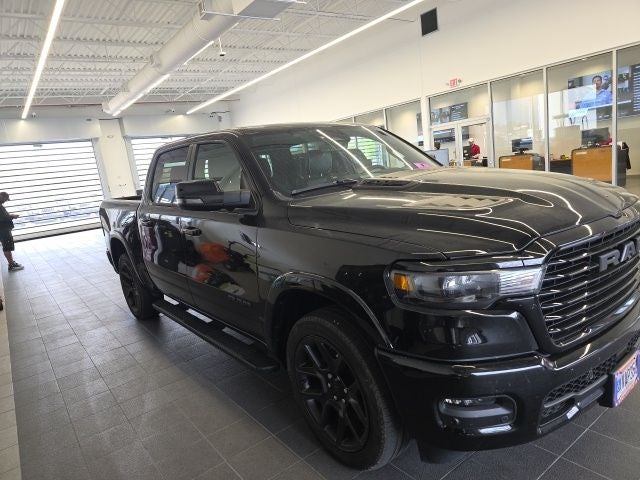2025 RAM 1500 Laramie Crew Cab 4x4 5'7' Box