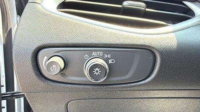 2022 Chevrolet Malibu FWD LS