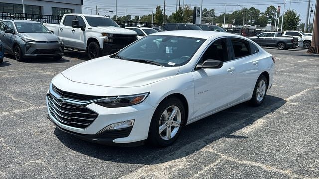 2022 Chevrolet Malibu FWD LS