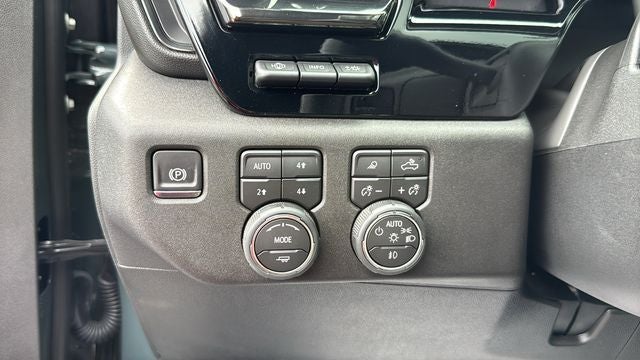 2026 Chevrolet Silverado 2500 HD Crew Cab, Standard Bed, XR2, 4WD