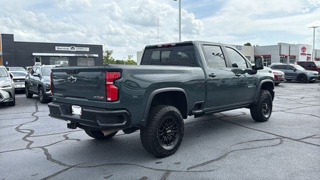 2026 Chevrolet Silverado 2500 HD Crew Cab, Standard Bed, XR2, 4WD