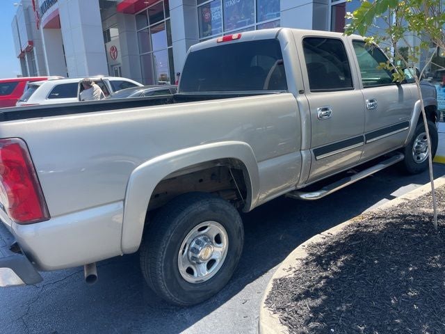 2003 Chevrolet Silverado 2500HD LS