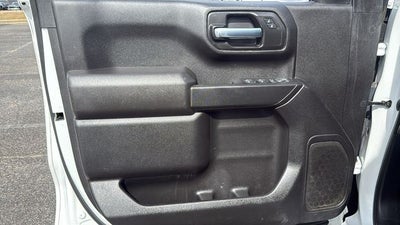 2024 Chevrolet Silverado 1500 4WD Double Cab Standard Bed Custom