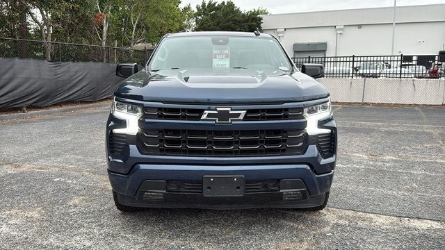 2022 Chevrolet Silverado 1500 4WD Crew Cab Short Bed RST