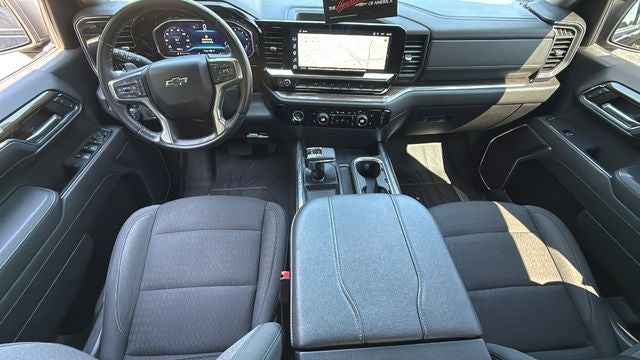 2023 Chevrolet Silverado 1500 4WD Crew Cab Short Bed RST