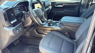 2023 Chevrolet Silverado 1500 4WD Crew Cab Short Bed RST