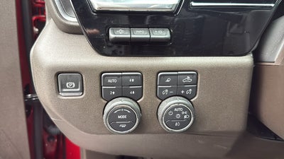 2025 Chevrolet Silverado 1500 4WD Crew Cab Short Bed LTZ