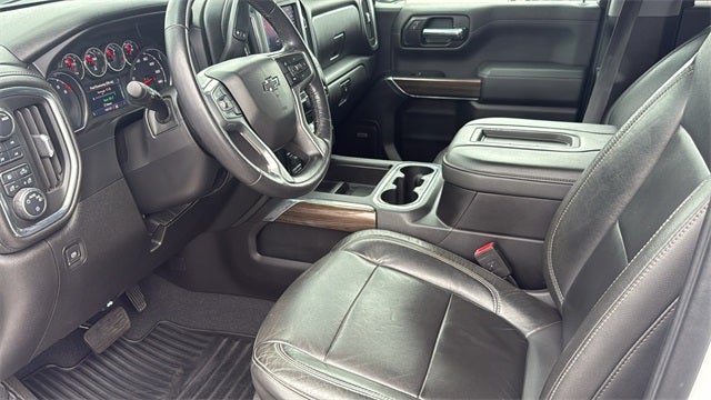 2020 Chevrolet Silverado 1500 4WD Crew Cab Short Bed RST