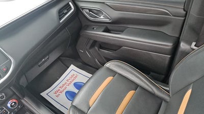 2023 GMC Yukon 4WD AT4