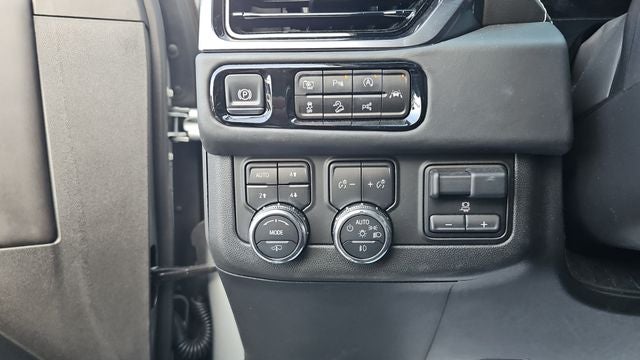 2025 GMC Yukon XL 4WD AT4 Ultimate